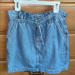 Ultra high rise hollister skirt